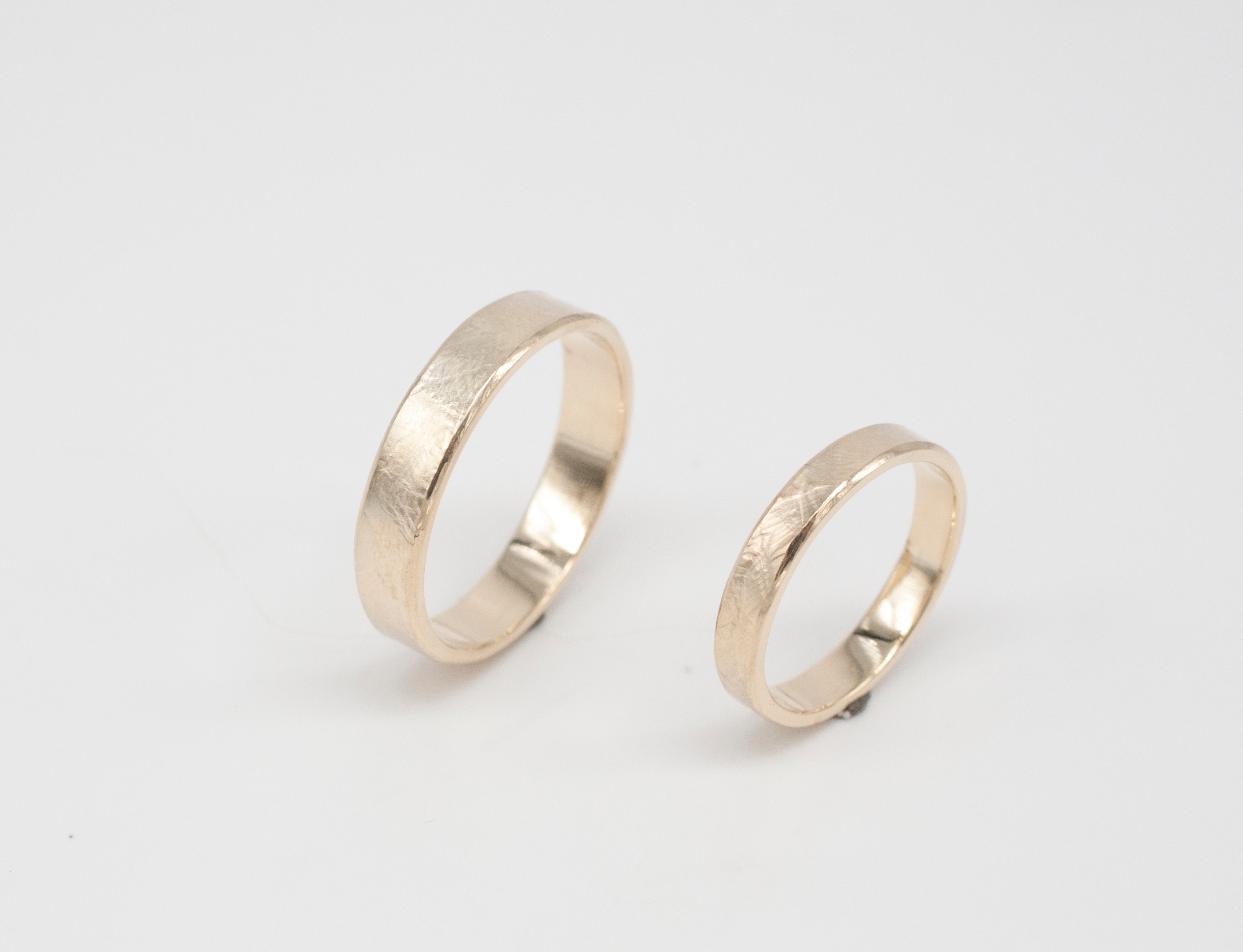 Eheringe aus Gold & Platin