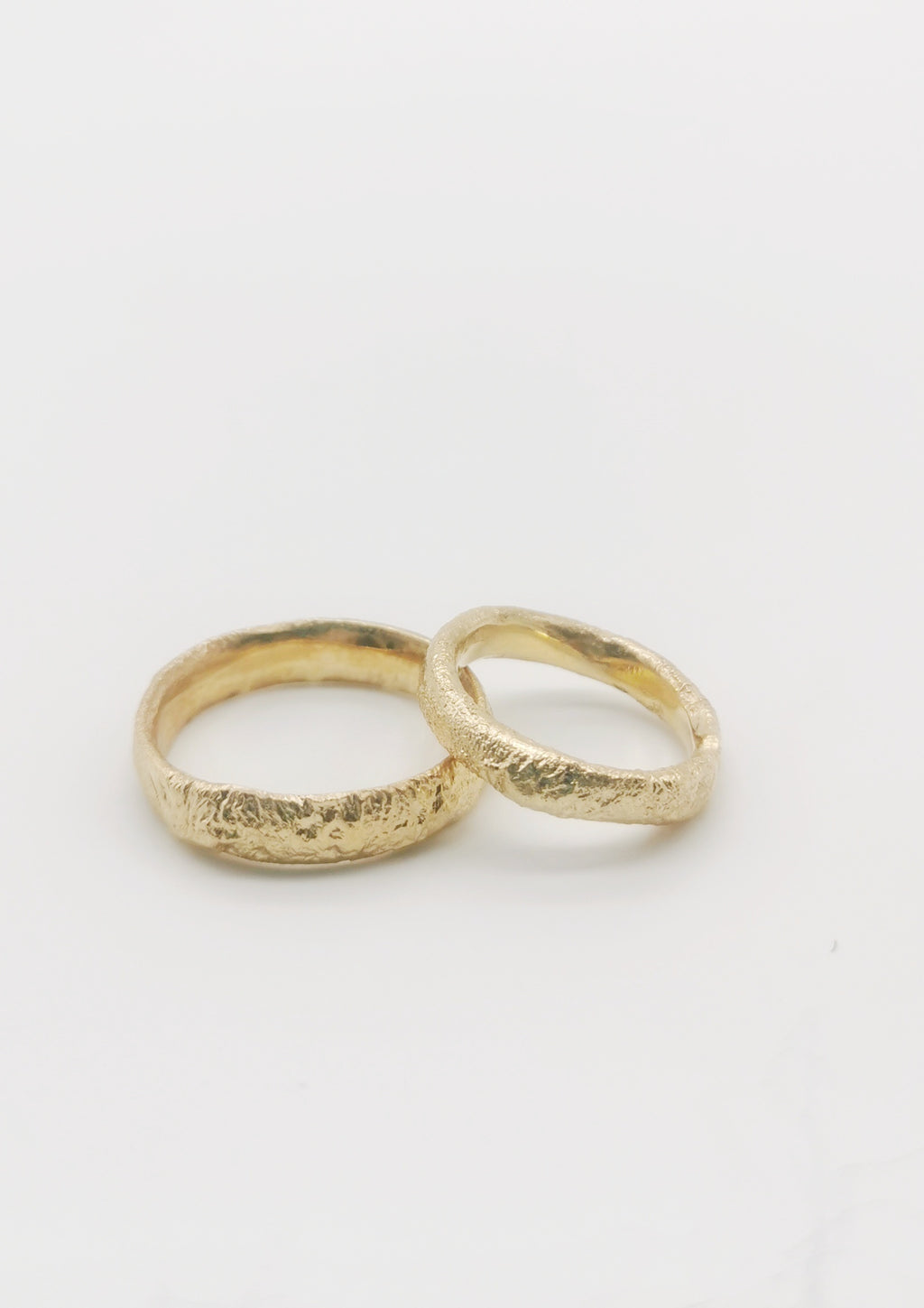 Eheringe - Fly me to the Moon aus recyceltem Gold image 2