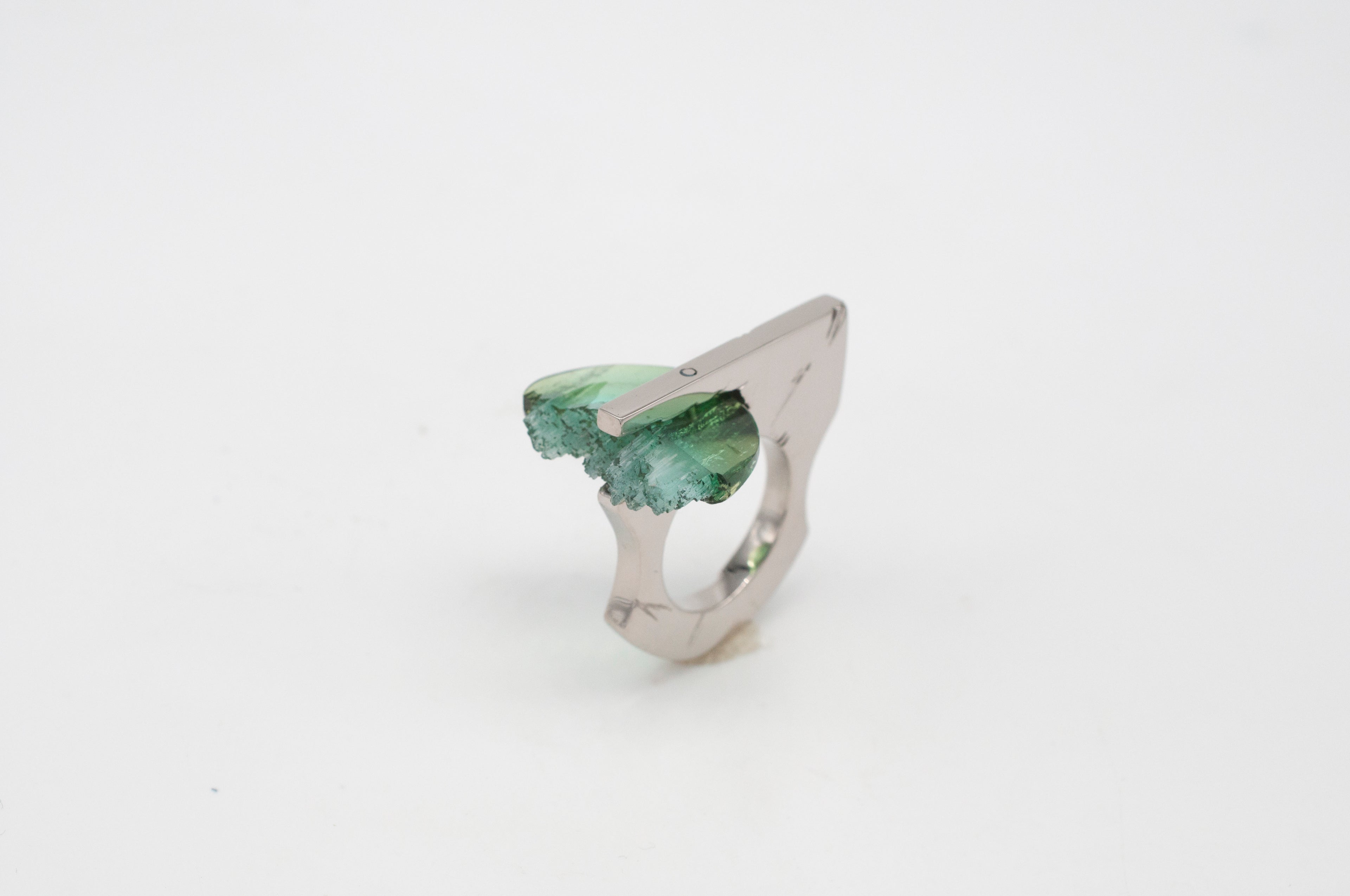 Ring - Mint Glacier mit einzigartiger Turmalinscheibe image 3