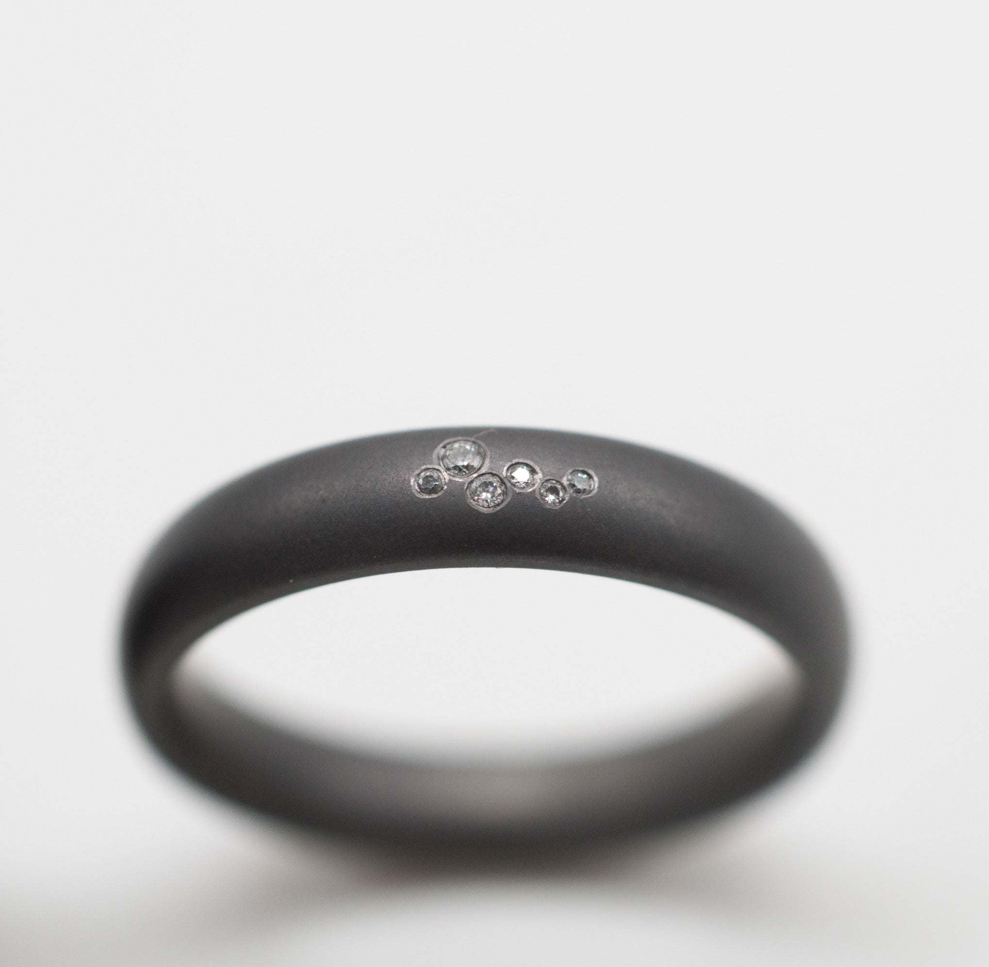 Tantal Eheringe - Linie image 3