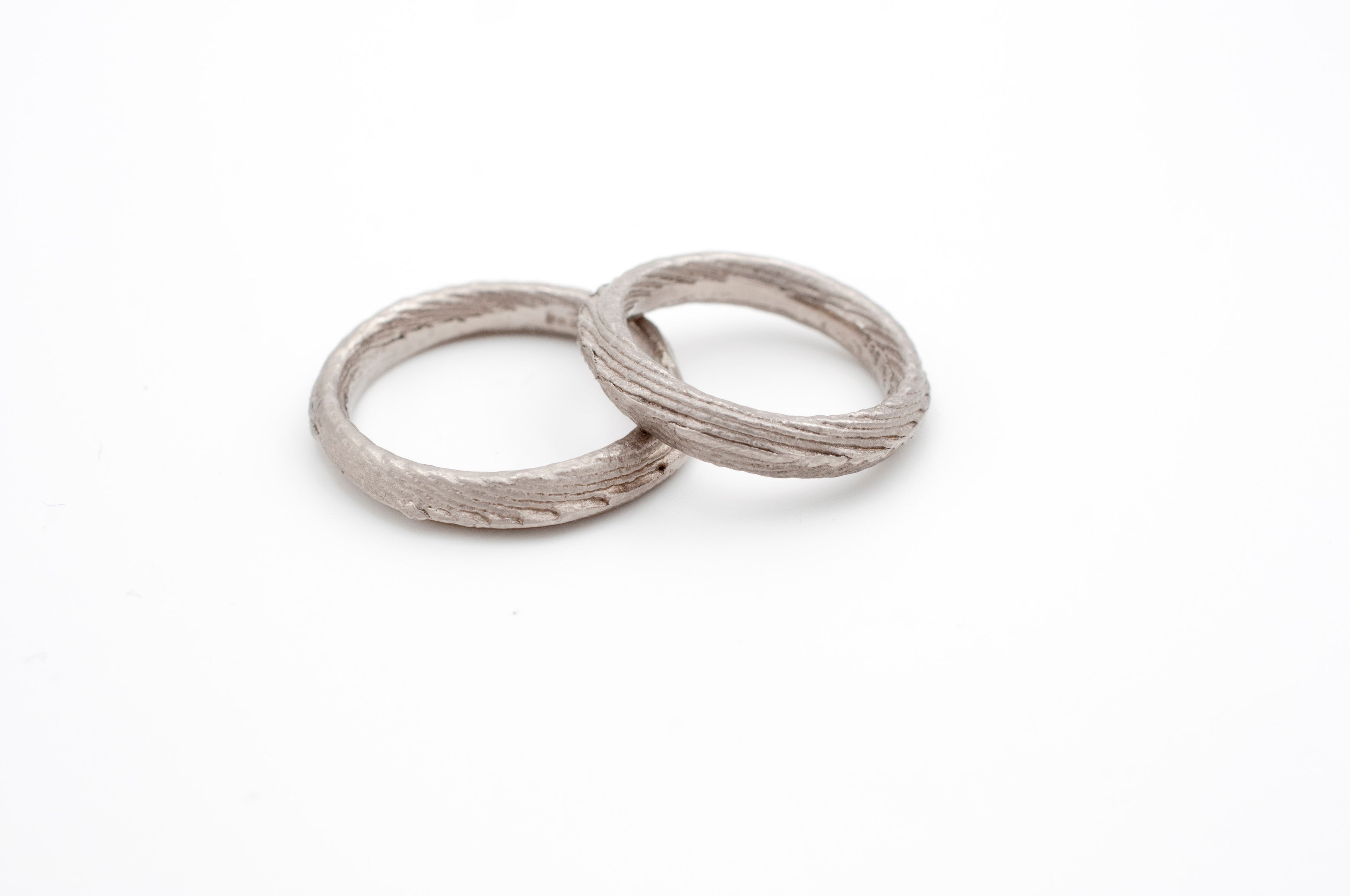 Eheringe - Ossa Sepia aus recyceltem Gold image 0