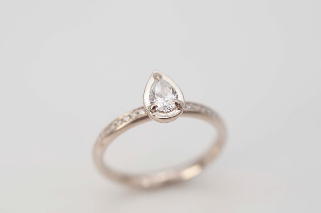 Verlobungsring - Pear image 0