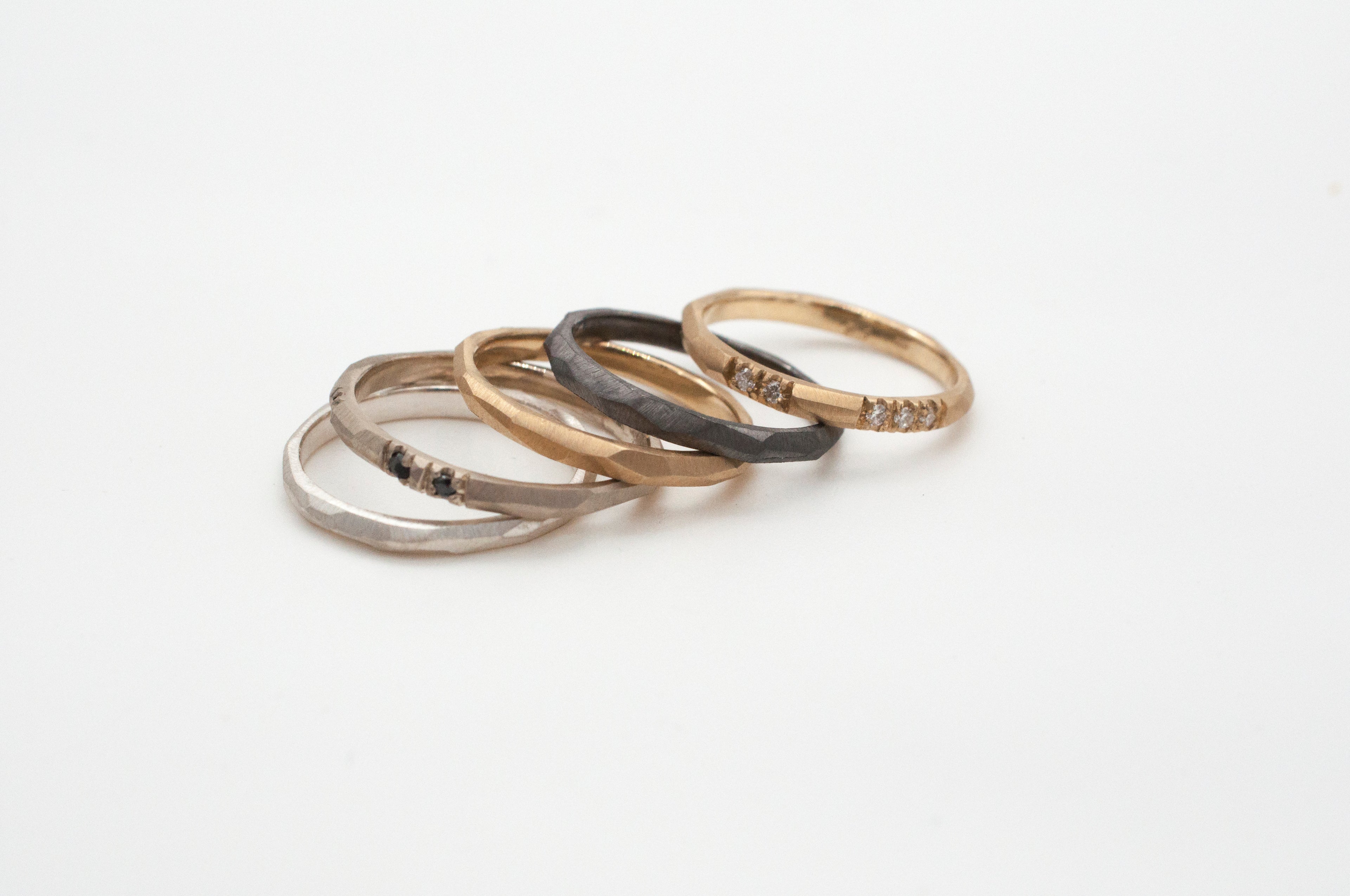 Ring Geometric Rock - White