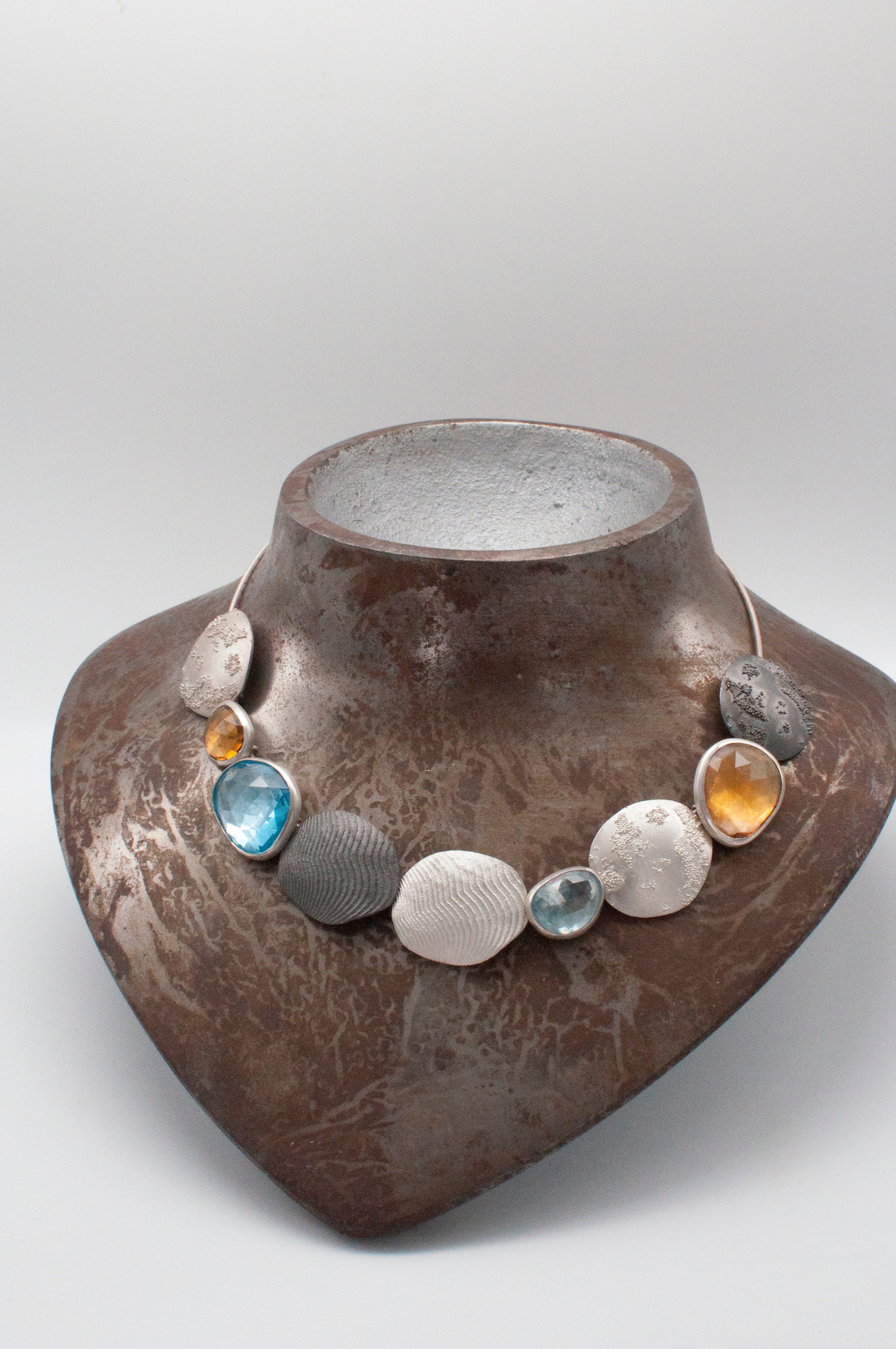 Collection chain Element Ossa Sepia