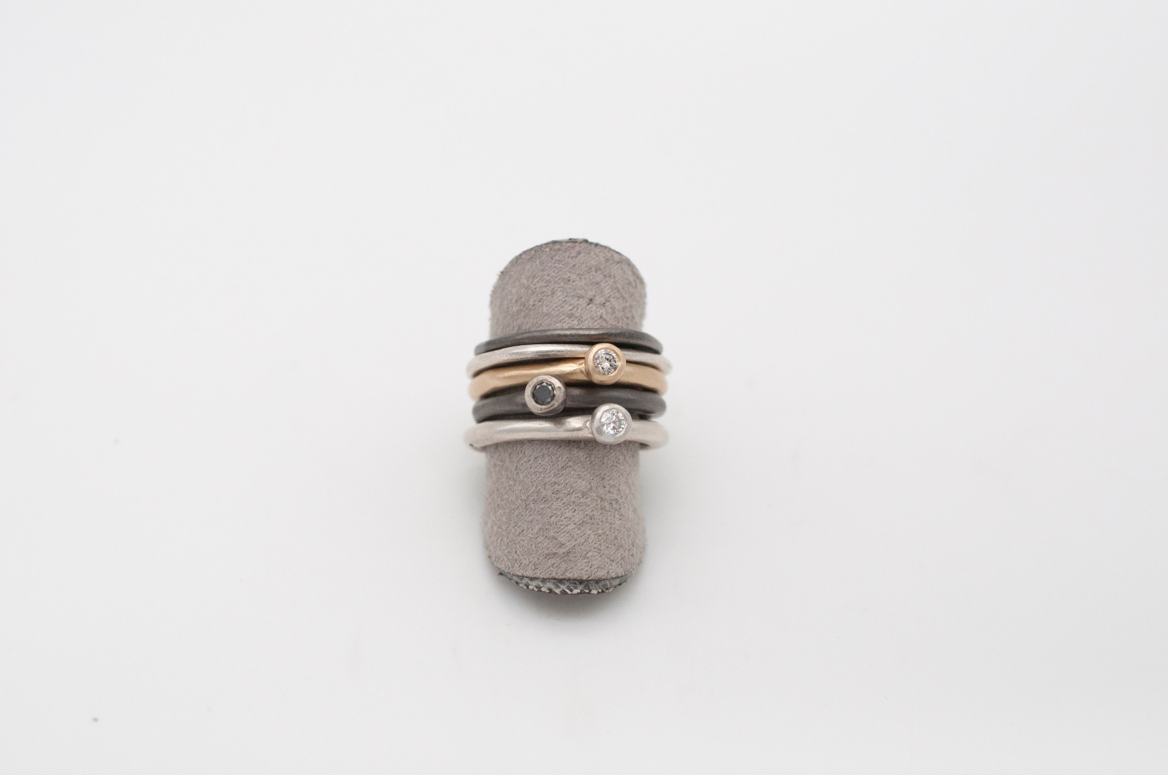Ring Pebbles mit Diamant