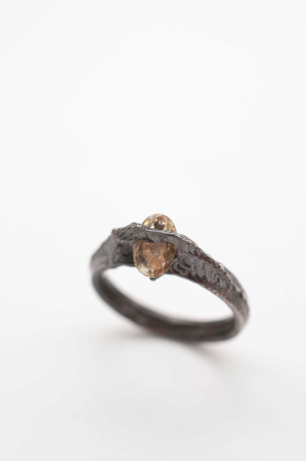 Ring Ossa Sepia - Yellow Sapphire