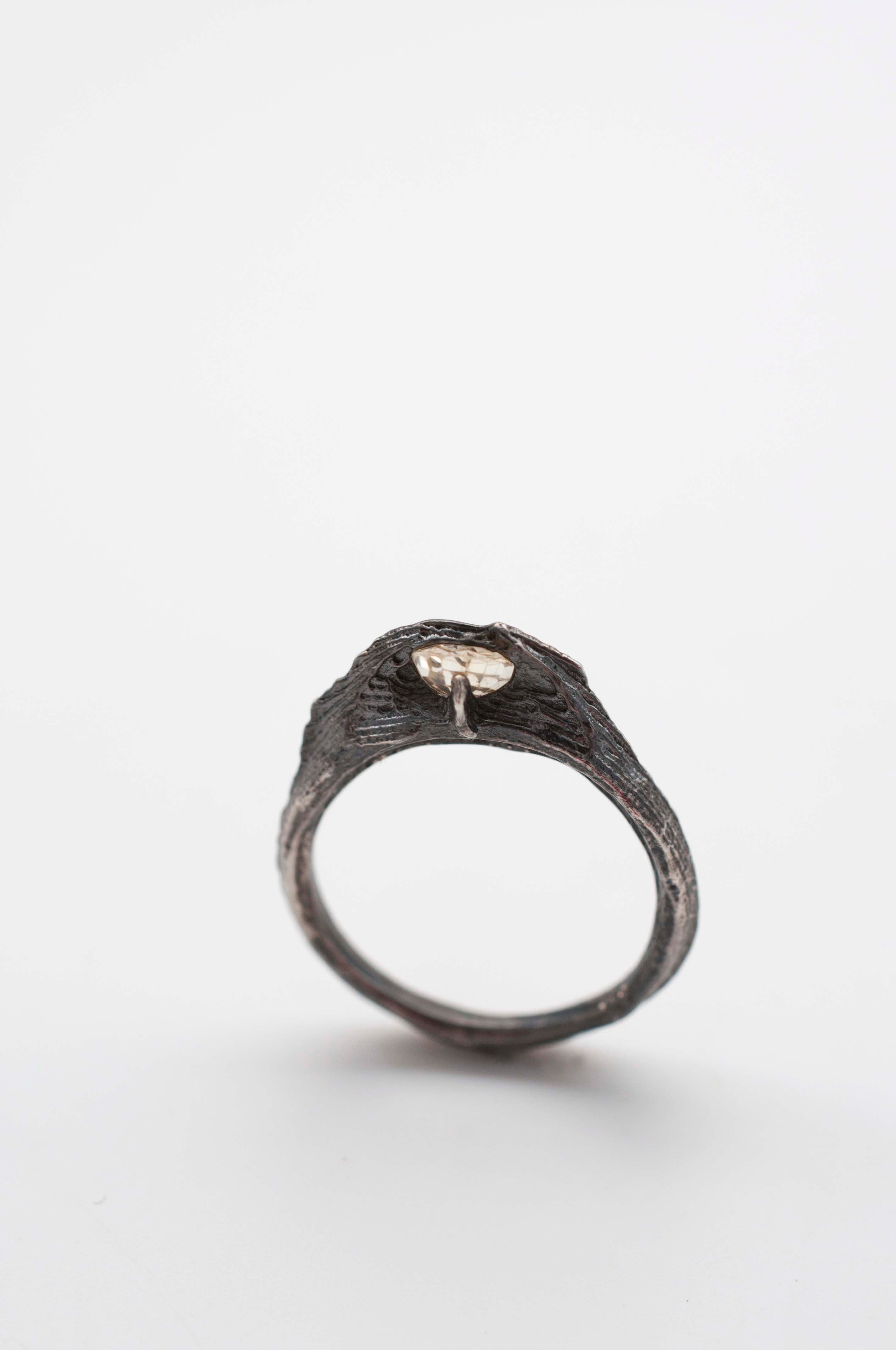 Ring Ossa Sepia - Yellow Sapphire