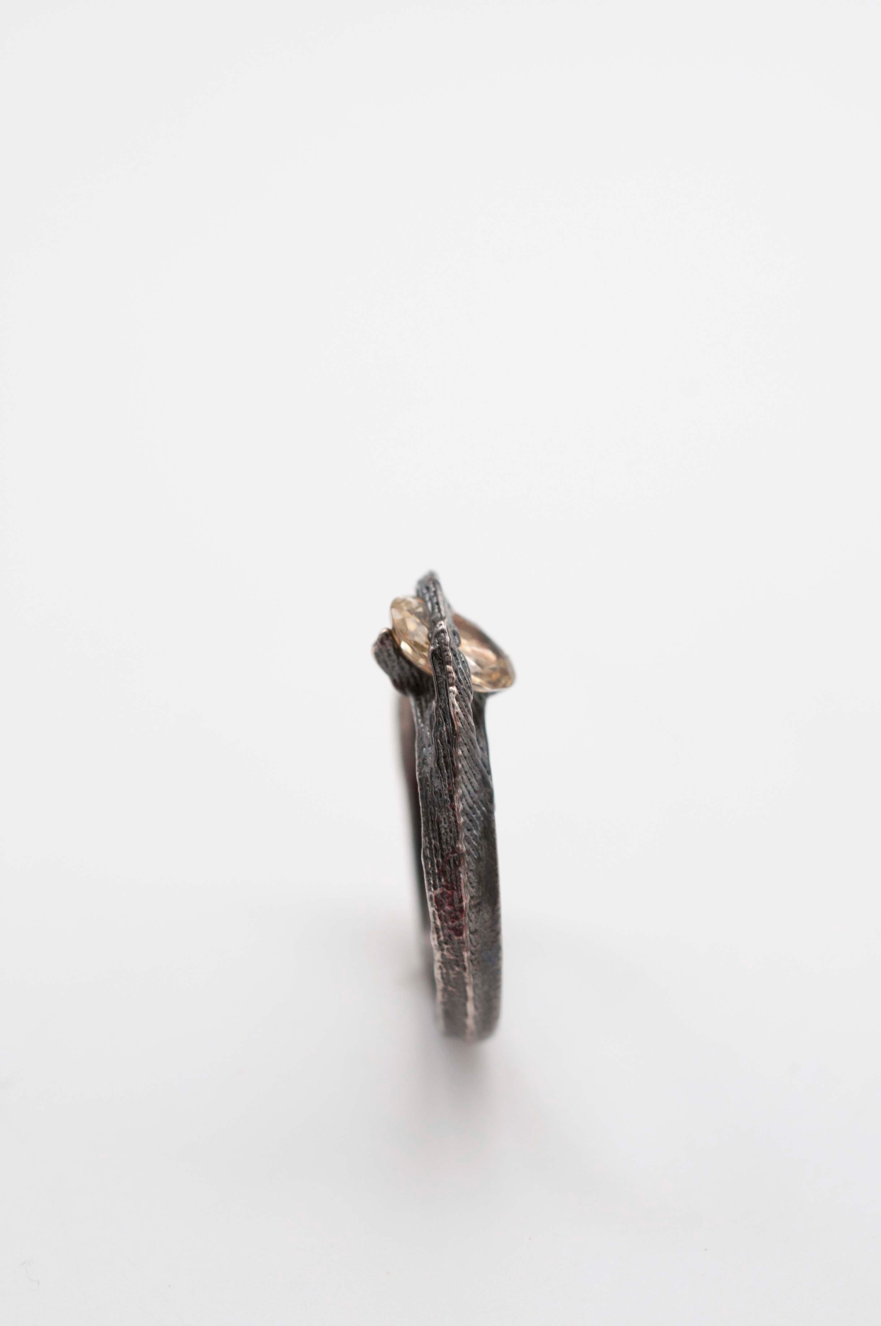 Ring Ossa Sepia - Yellow Sapphire