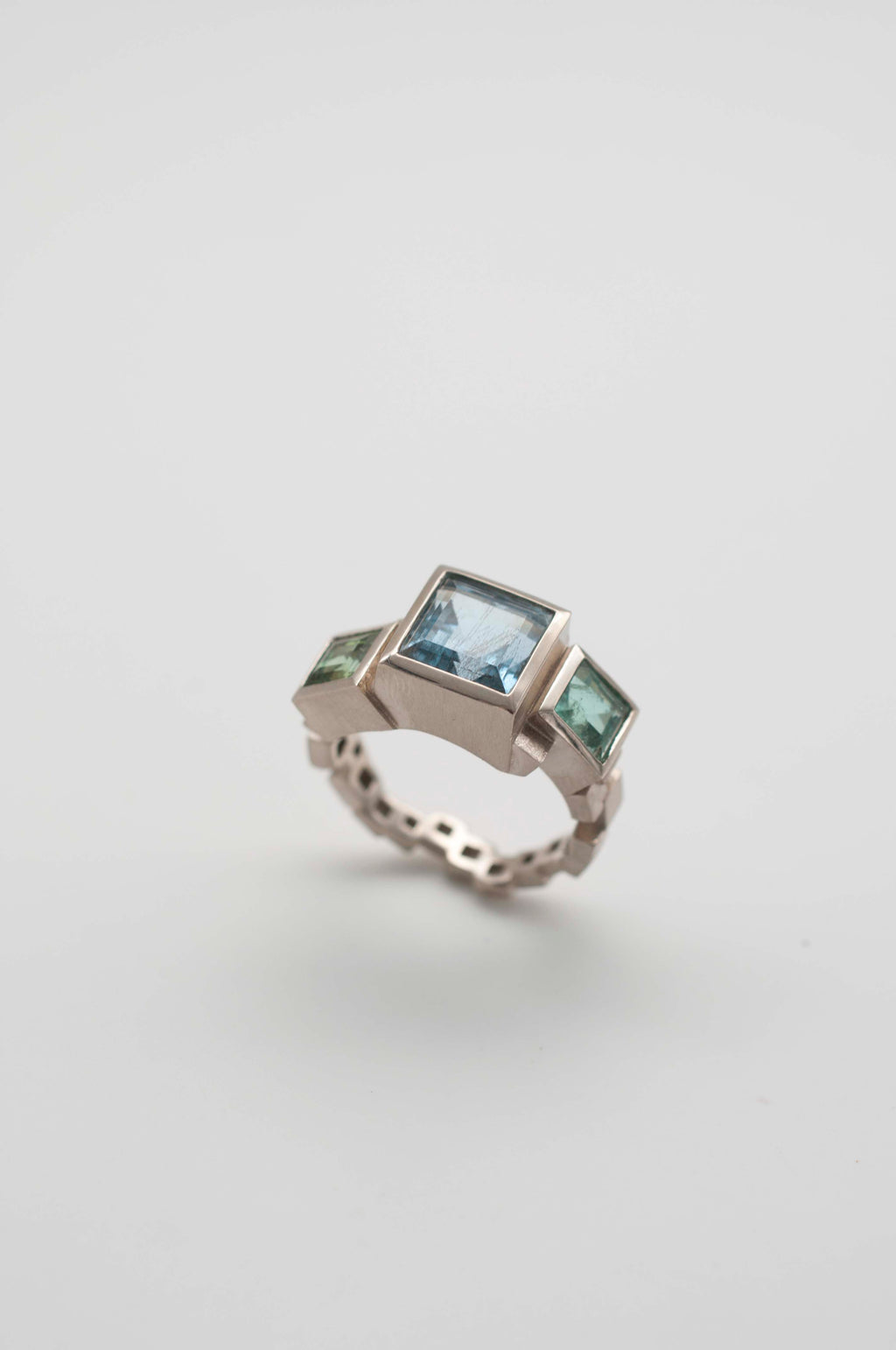 Ring - Skyline
