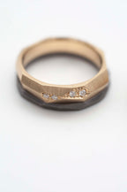 Eheringe - Geometric Rock Stack Tantal und Gold