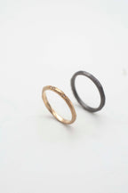 Eheringe - Geometric Rock Stack Tantal und Gold