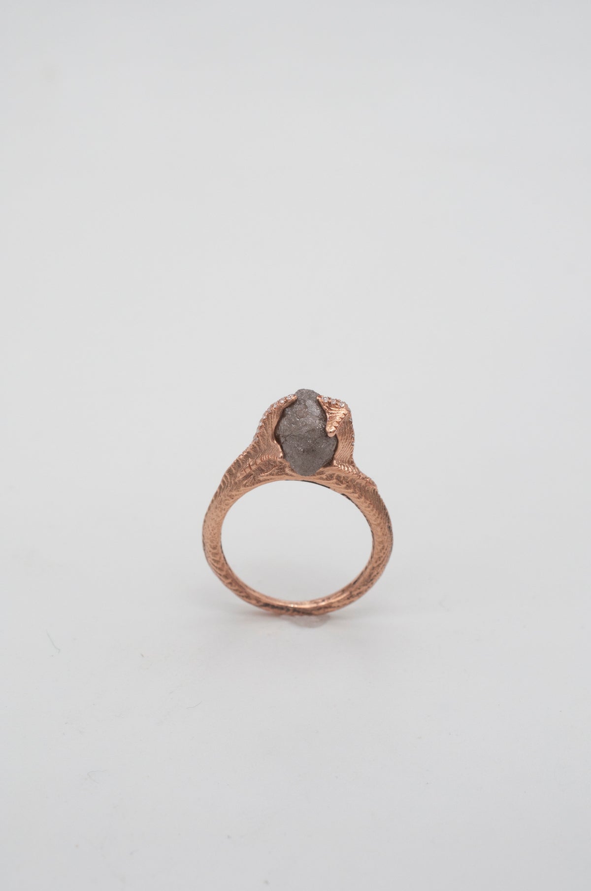 Ring Cosmic Dust - Zwergplanet
