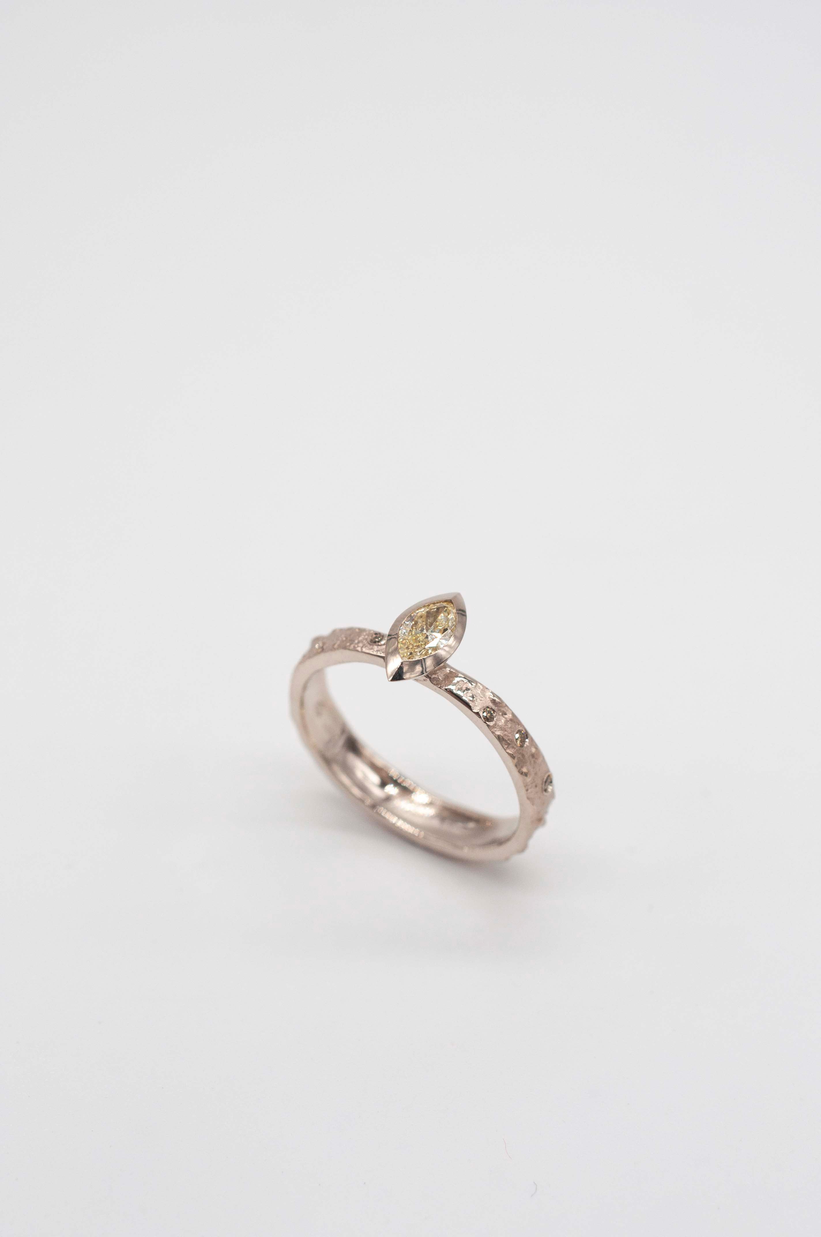 Ring Seeigel - Navette Diamant