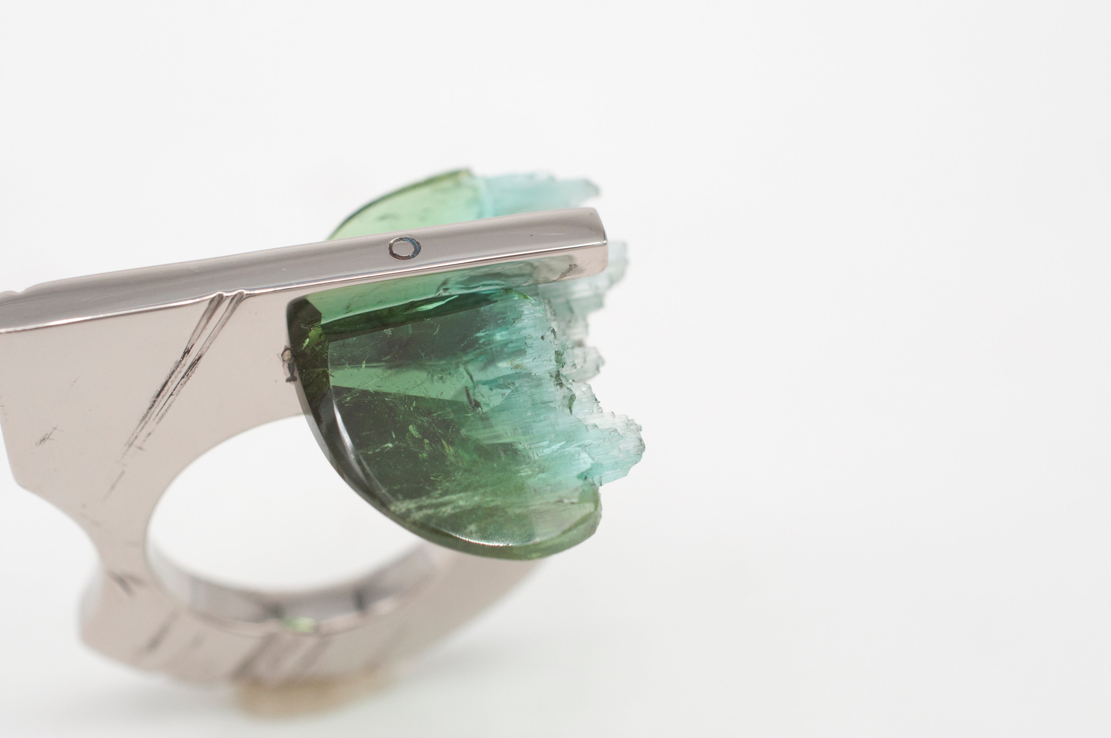 Ring - Mint Glacier mit einzigartiger Turmalinscheibe image 2