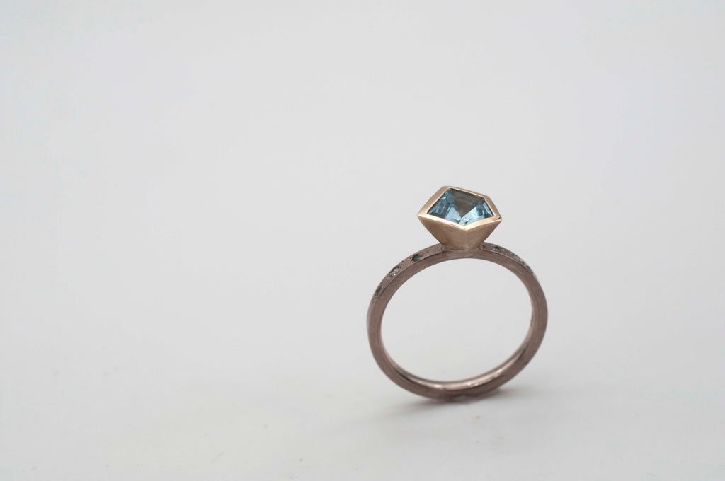 Ring - Swimmingpool mit Aquamarin image 3