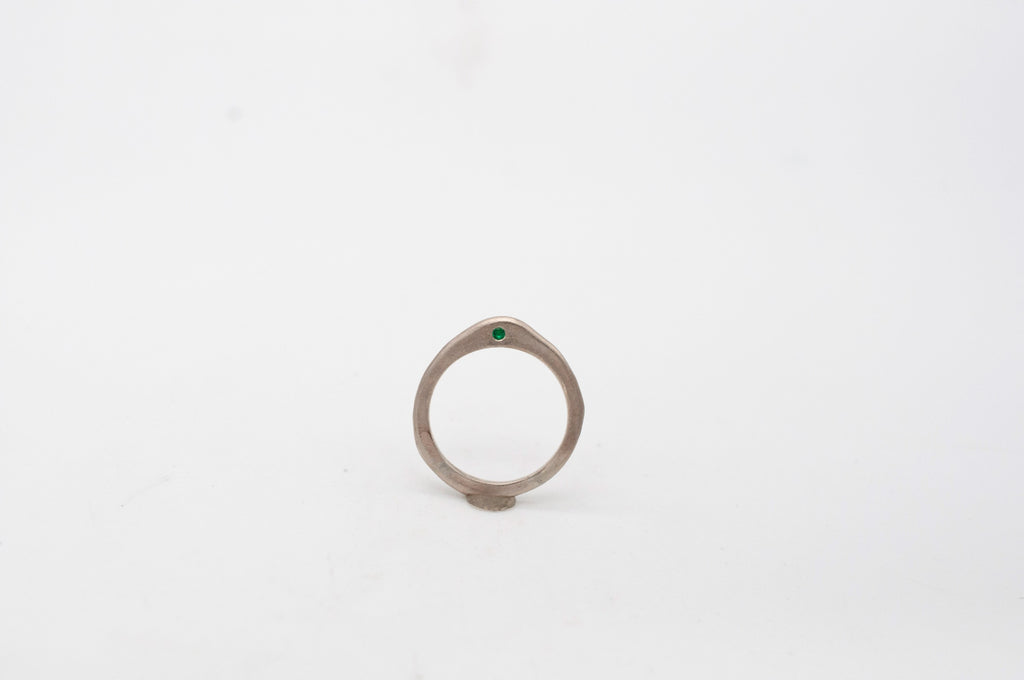 Ring Pebbles mit Smaragd image 1