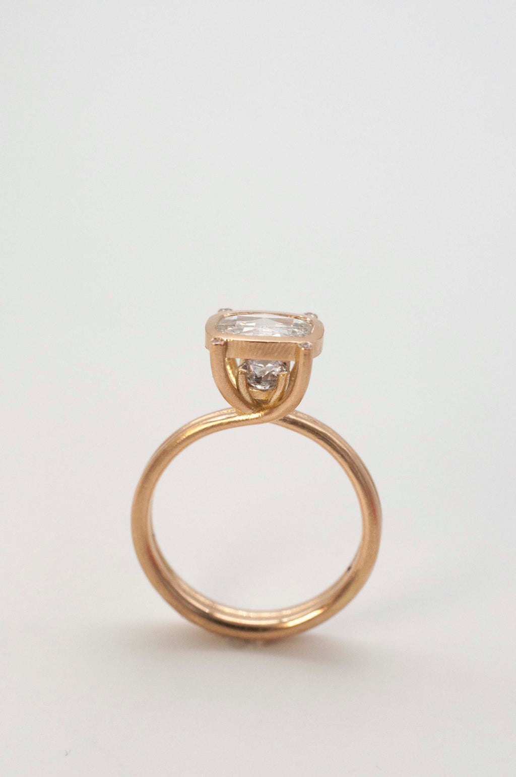 Ring - Illusion III image 4