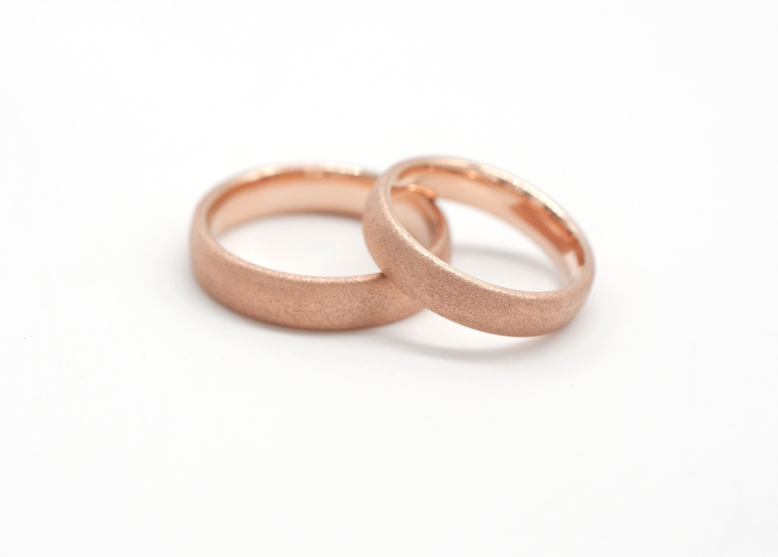 Eheringe - Schlagmatt aus recyceltem Gold image 0