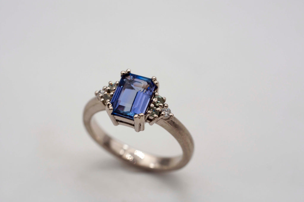 Barbie Ring mit Tansanit image 3