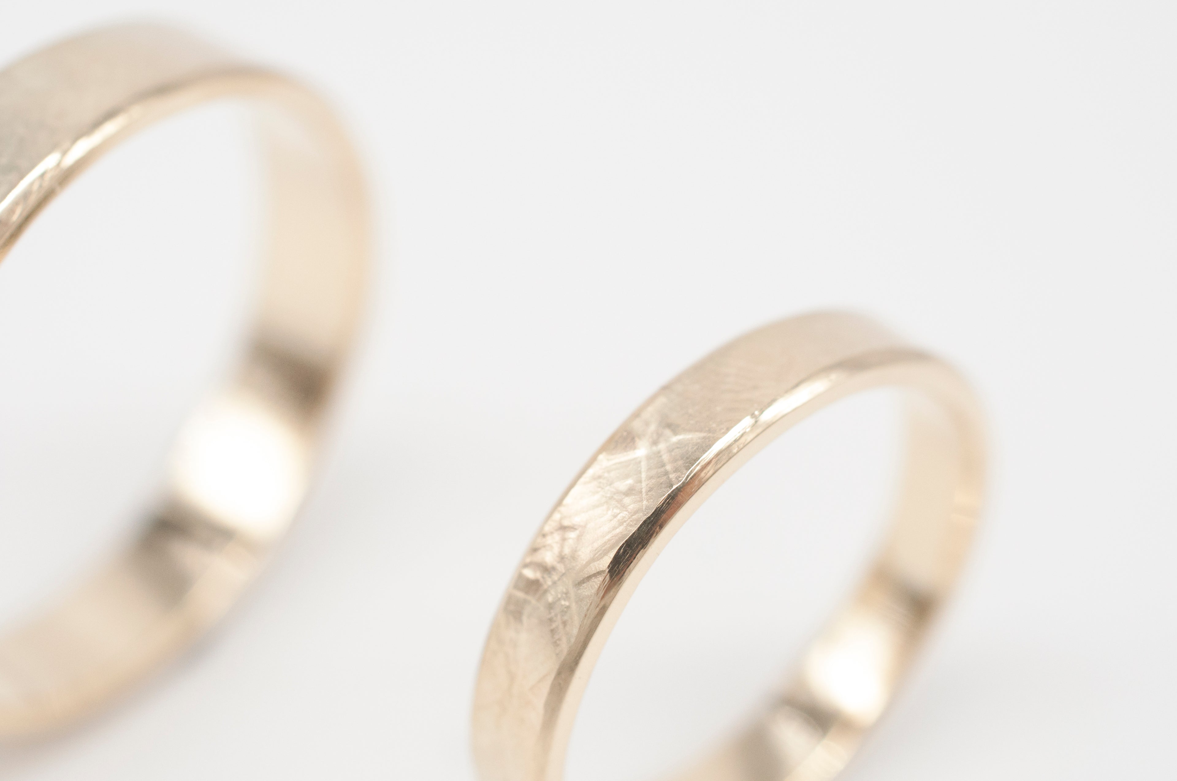 Eheringe - Federprint aus recyceltem Gold image 4