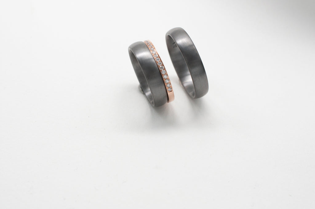 Tantal Eheringe mit einer Kombination mit einem Memmoryringoryring image 3