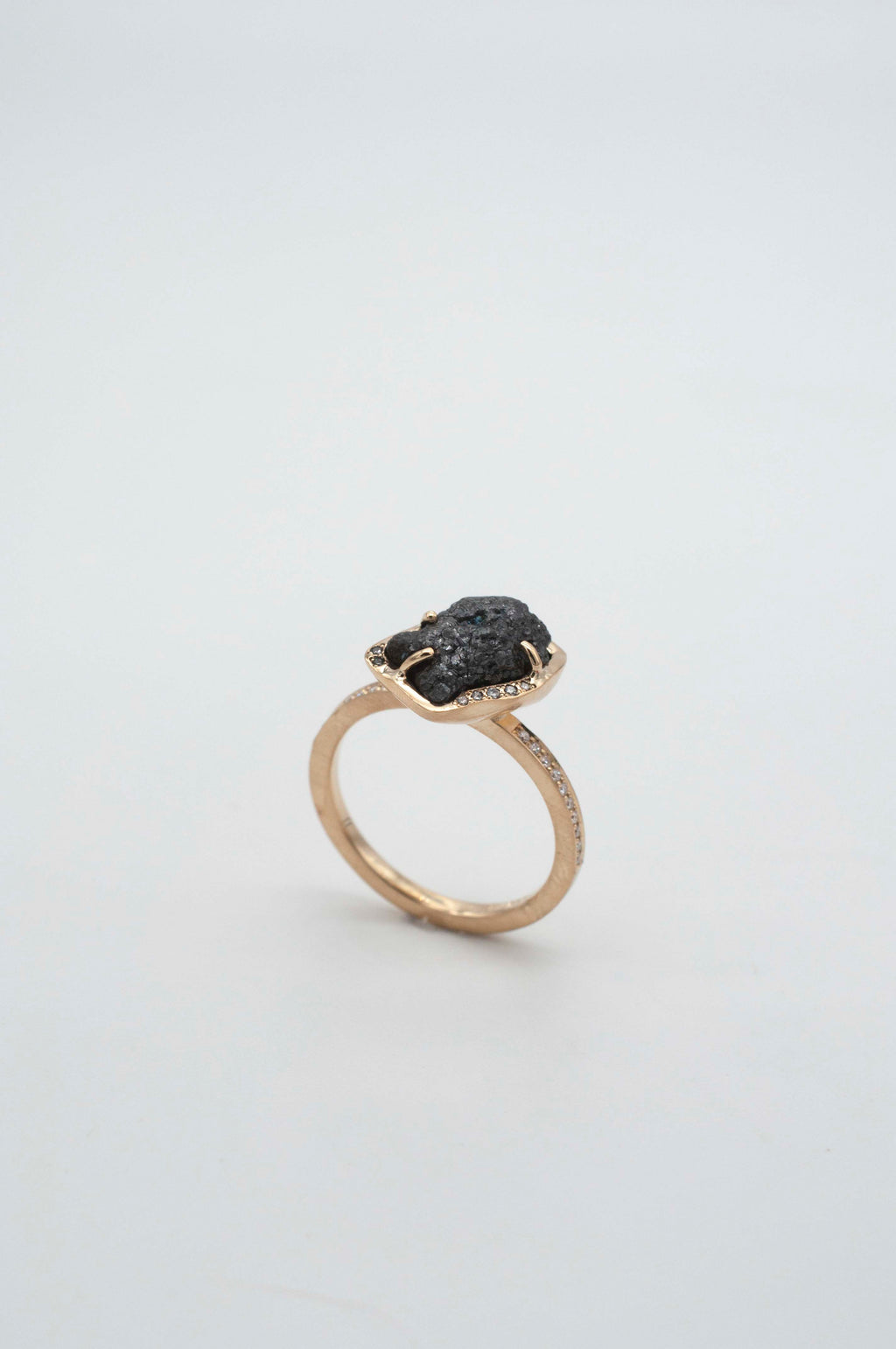 Ring Cosmic Dust - Vesta